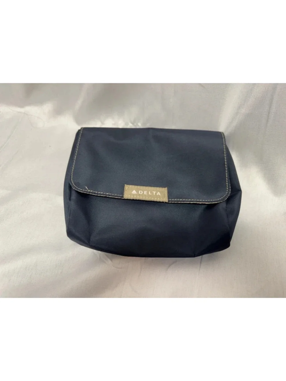 Delta airlines makeup bag